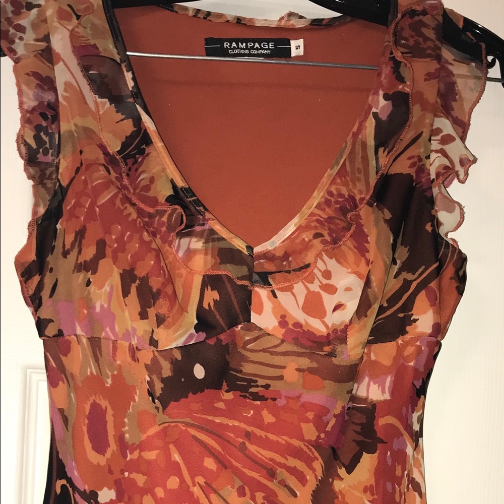 V-neck, short sleeve multicolor print dress